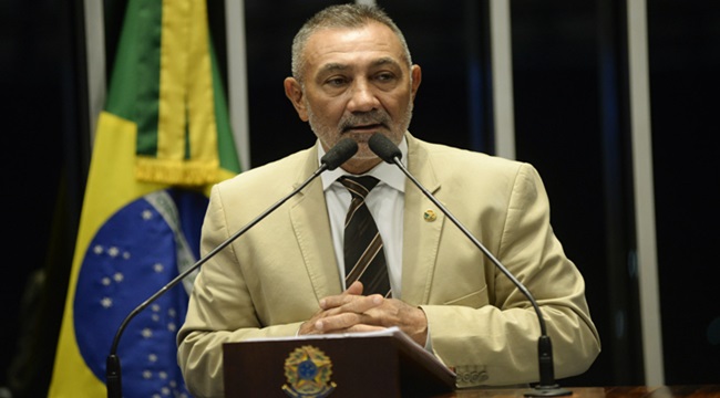 Telmário Mota Senador pede desculpas a Dilma impeachment