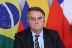 Jornalista conservador pede desculpas por voto em Bolsonaro: “Eu também sou culpado” bolsonaro-pandemia