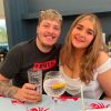 Quatro dias após aceitar pedido de casamento, jovem morre ao usar colher errada jess