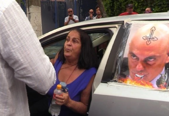 idosa xandão